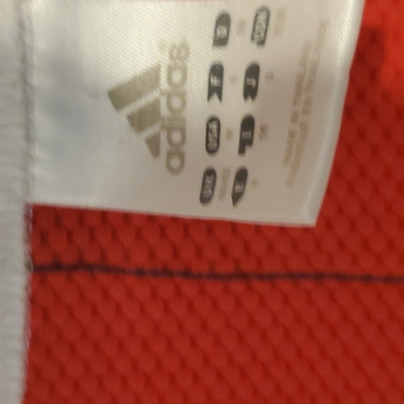 Adidas shirt size medium. - Picture 3 of 4